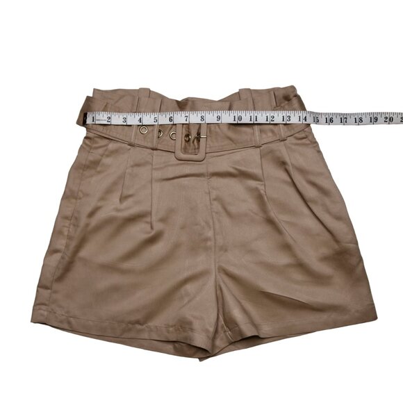 Dynamite Women's Tan Brown Shorts with Chunky Belt, size Small - Picture 6 of 10